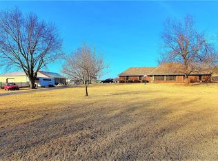 6075 E Tyler Dr, Tuttle, OK 73089