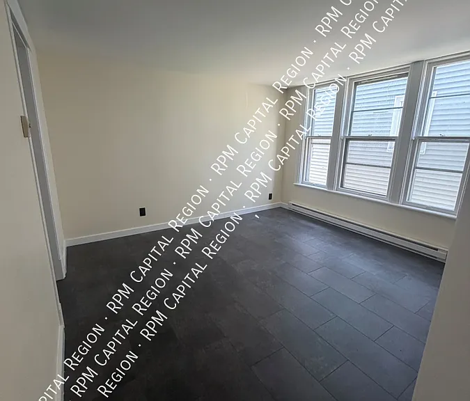 71 N Brandywine Ave #1R — Photo 1
