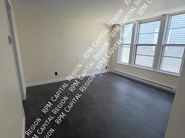 71 N Brandywine Ave #1R, Schenectady, NY 12307