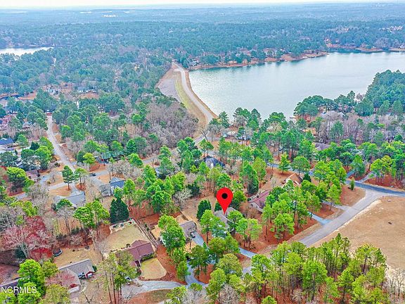 2nd image of 113 Sandspur Ln