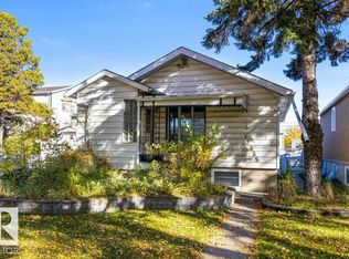 12335 89th St NW, Edmonton, AB T5B 3W8