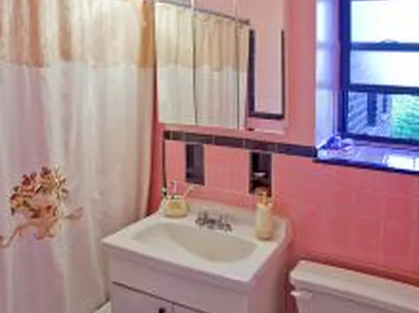 3021 Avenue Z image 1 of 7