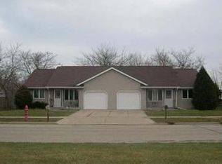 8837 17th Ave, Kenosha, WI 53143