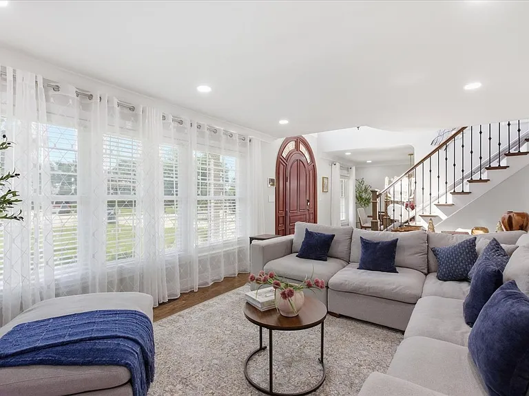 1780 W Jo Ann Ln — Photo 3