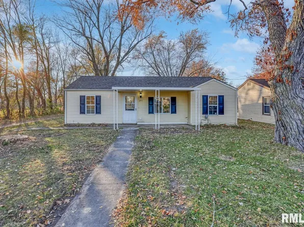 201 Connecticut St, Washington, IL 61571