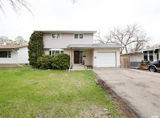 3068 Grant ROAD, Regina, SK S4S 5G7