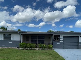 6885 NW 12th St, Margate, FL 33063