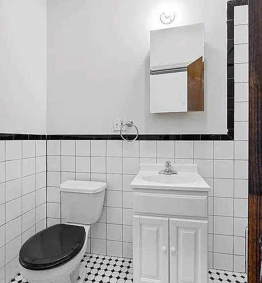 167 Troutman St #2L — Photo 5