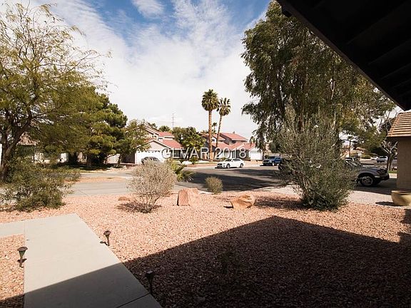 3rd image of 7723 Gallant Cir