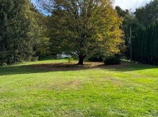 132 Jackson Rd, Hopewell Junction, NY 12533