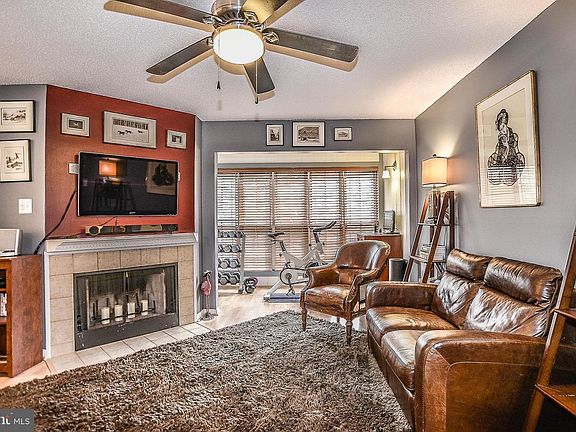 3rd image of 12103 Greenwood Ct APT 140