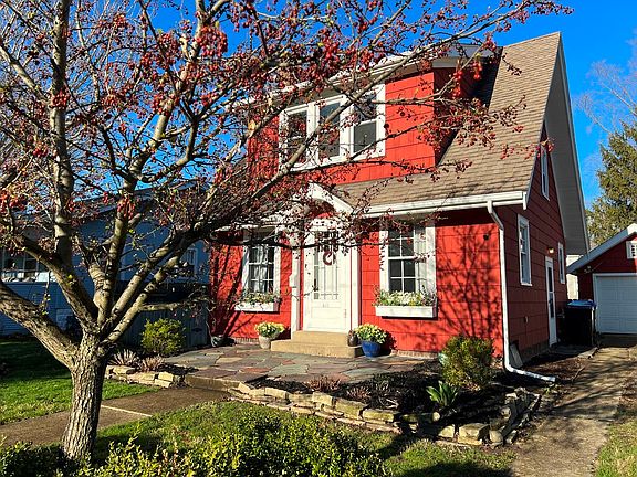 2nd image of 411 Kreitzer Ave