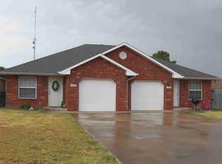 2422 Briarwood Ct, Ardmore, OK 73401