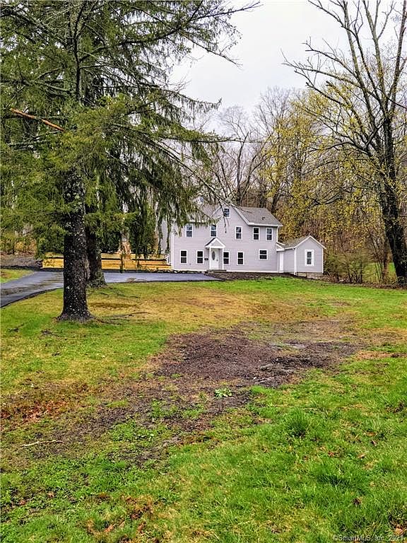 24 Main St East Hampton Ct 06424 Mls 170390780 Zillow