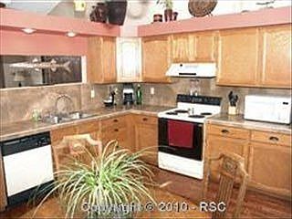 3rd image of 8835 Aragon Dr