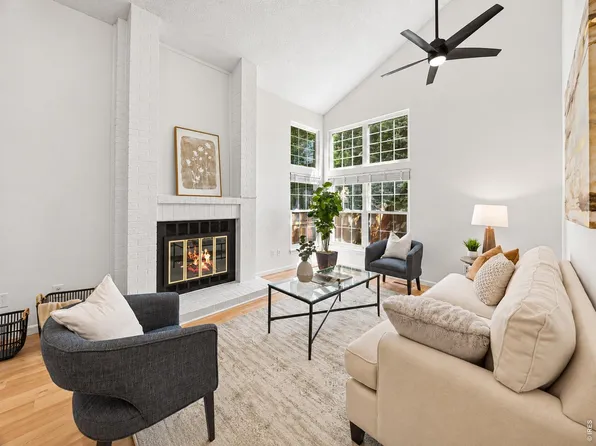 1562 S Spruce St, Denver, CO 80231