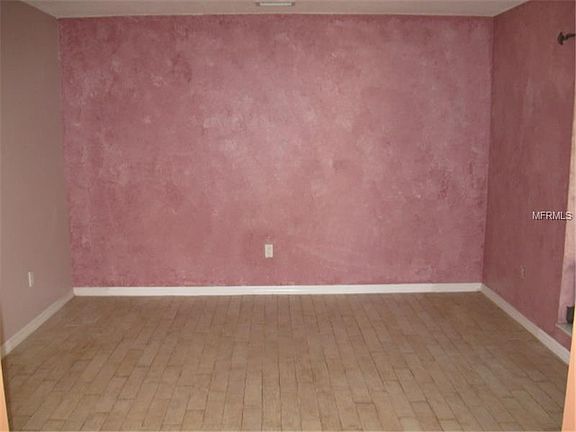 4th image of 130 Park Ave