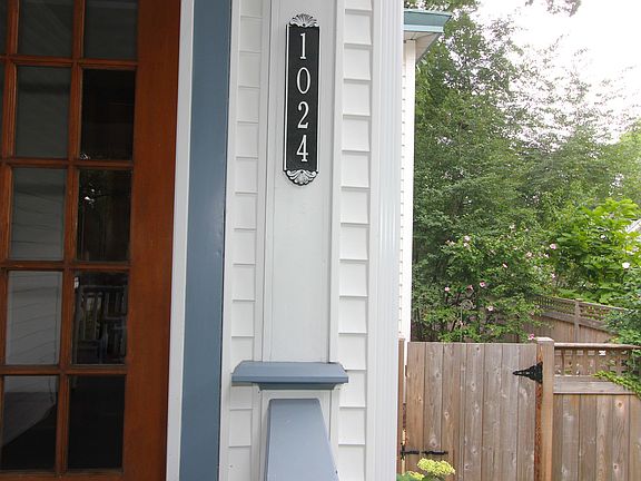 4th image of 1024 Ontario St