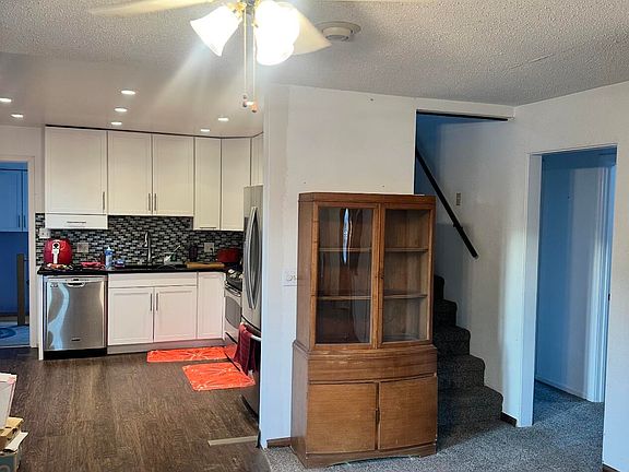 4th image of 120 Indian St