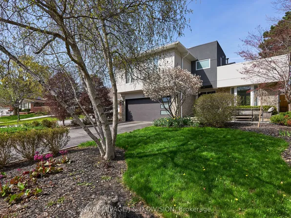 365 Lynn Pl, Oakville, ON L6H 2C5