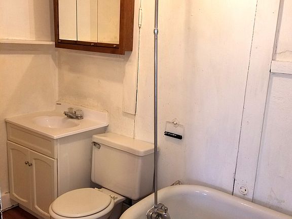 2nd image of 315 6th Ave E APT 11