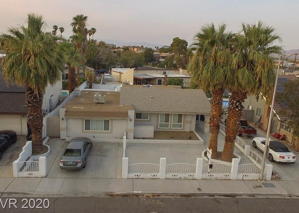 1st image of 4564 Margarete Ave