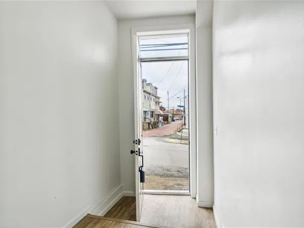 616 S Mathilda St Floor 2, Pittsburgh, PA 15224
