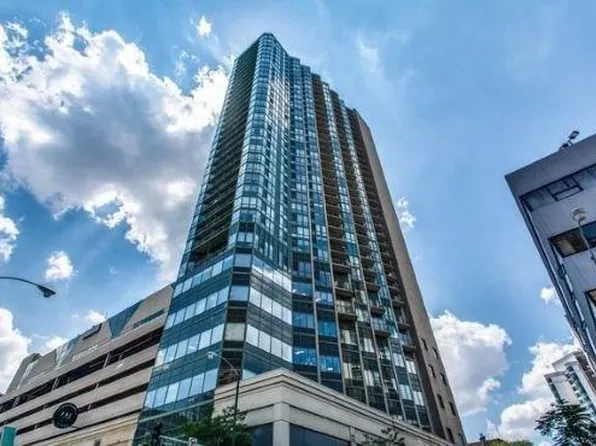 111 W Maple St APT 1912, Chicago, IL 60610