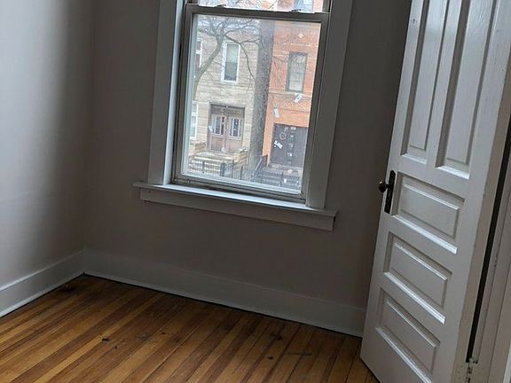 4th image of 2735 W Potomac Ave APT 2
