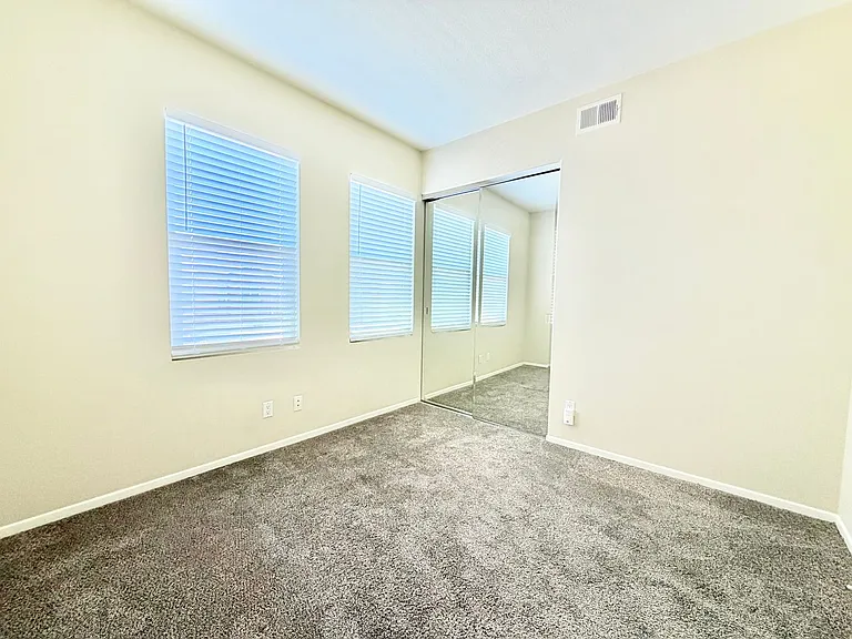 938 S Country Glen Way — Photo 19