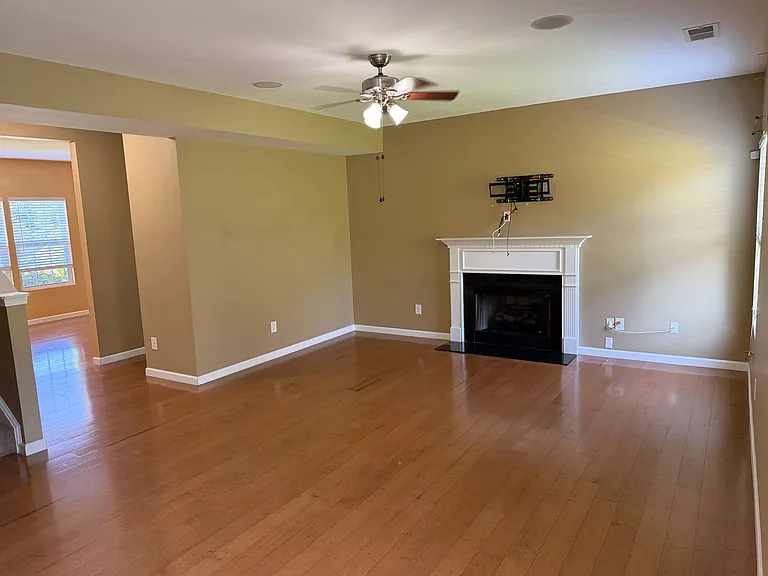 109 Gupton Ct — Photo 5