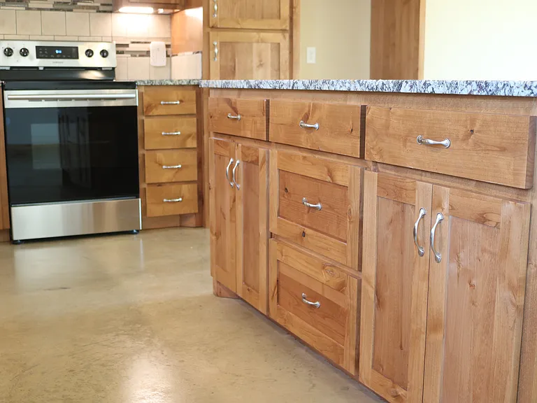 110 Walnut Ln — Photo 5