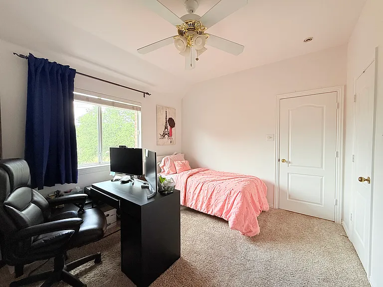 525 Abbey Ct — Photo 21