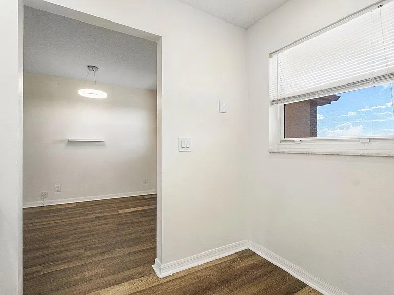 2615 NE 1st Ct #407 — Photo 8