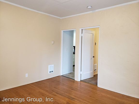 4th image of 441 E 13th Ave APT 4
