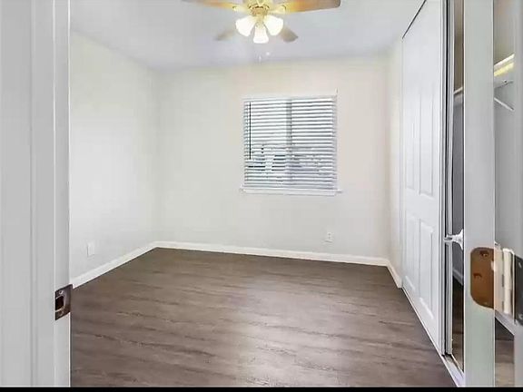 3rd image of 2101 California Ave #2101