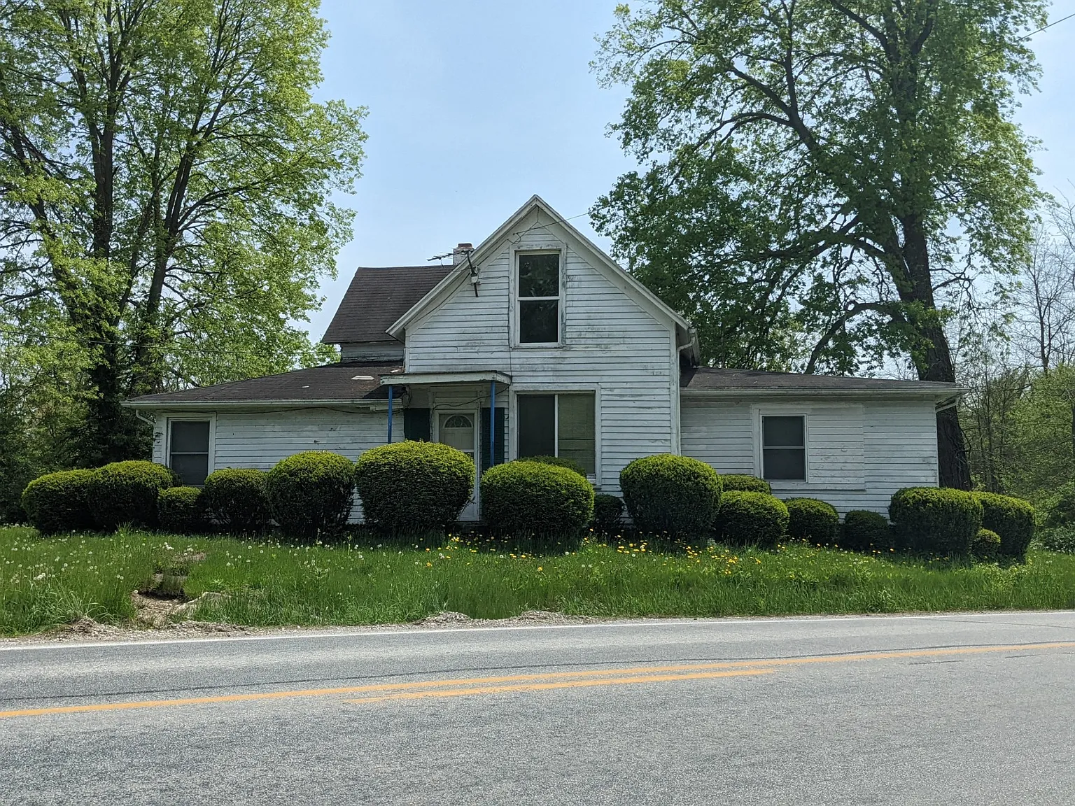 4582 Porterfield Rd photo 1