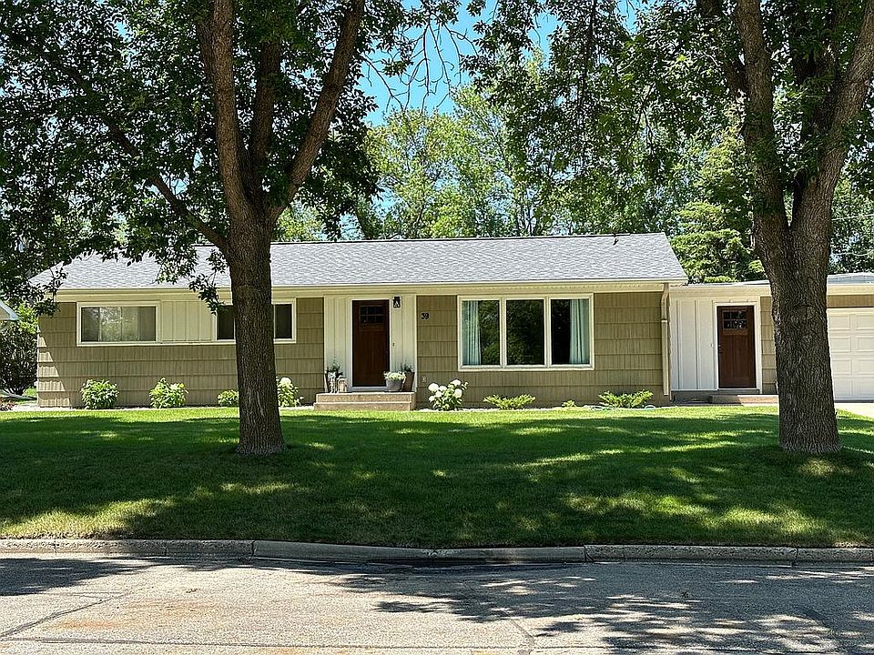 1st image of 39 Sunset Ln