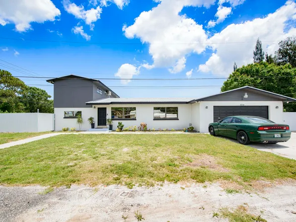 5234 Edwards Road, Fort Pierce, FL 34981