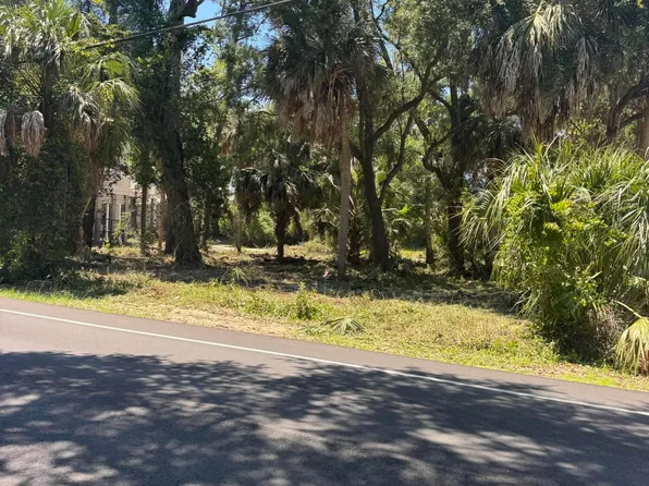 609 Jungle Rd, Edisto Island, SC 29438