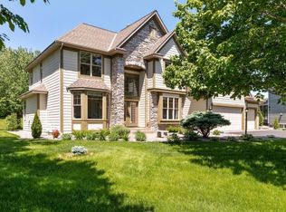 2364 Hidden Lake Cv, Woodbury, MN 55125