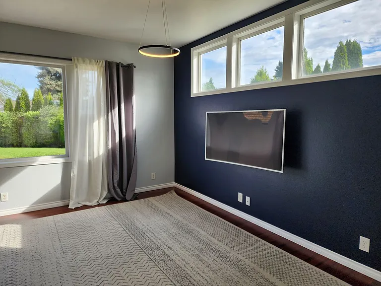 1592 Kingston Way — Photo 9
