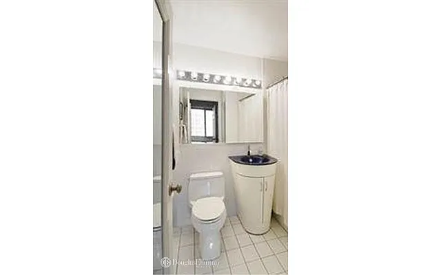 Rented by Douglas Elliman | media 4
