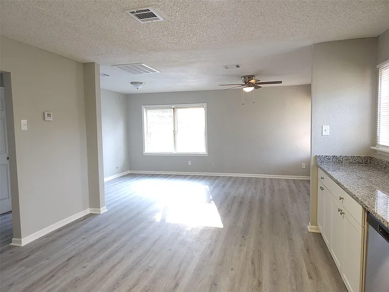 6301 Anderson St — Photo 7