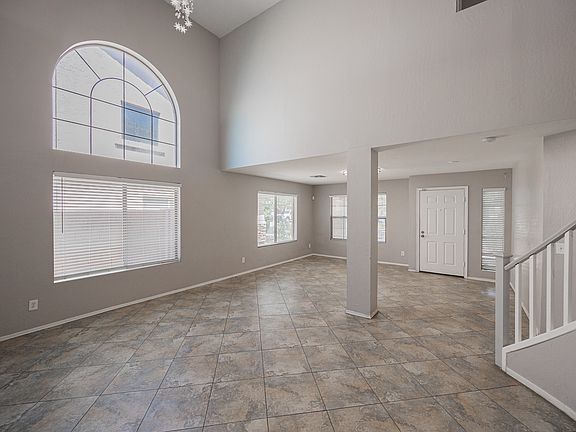 4th image of 2913 W Fremont Rd