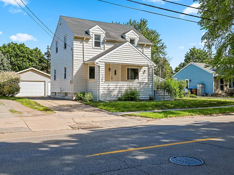 749 Appleton Rd — Photo 3