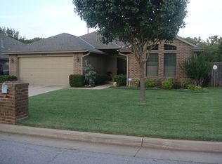 17104 Crest Valley, Edmond, OK 73012