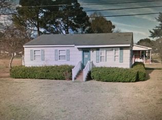 225 Old Seven Spring Rd, Mount Olive, NC 28365