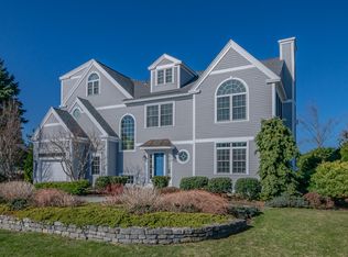 2 Leeward Ln, Kennebunk, ME 04043