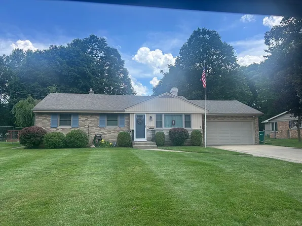 1522 Plumtree Ave, Portage, MI 49002
